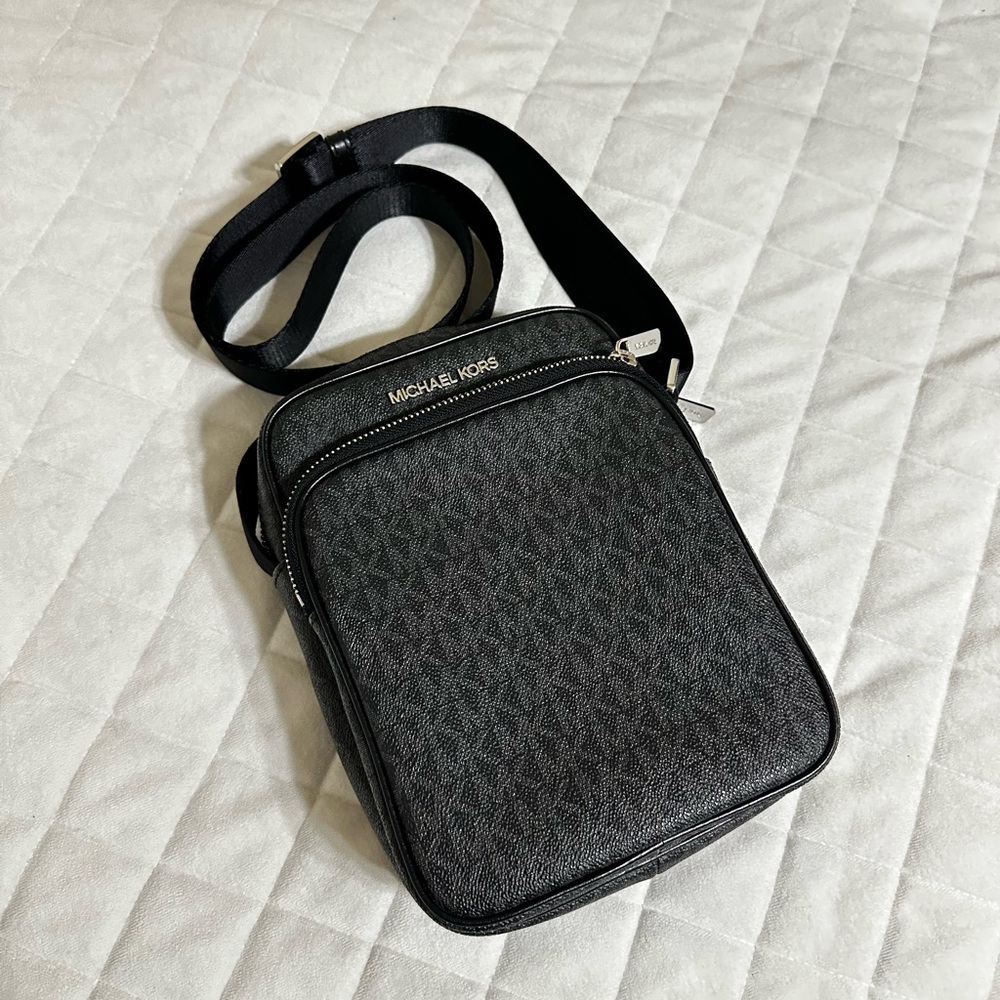 MK purse